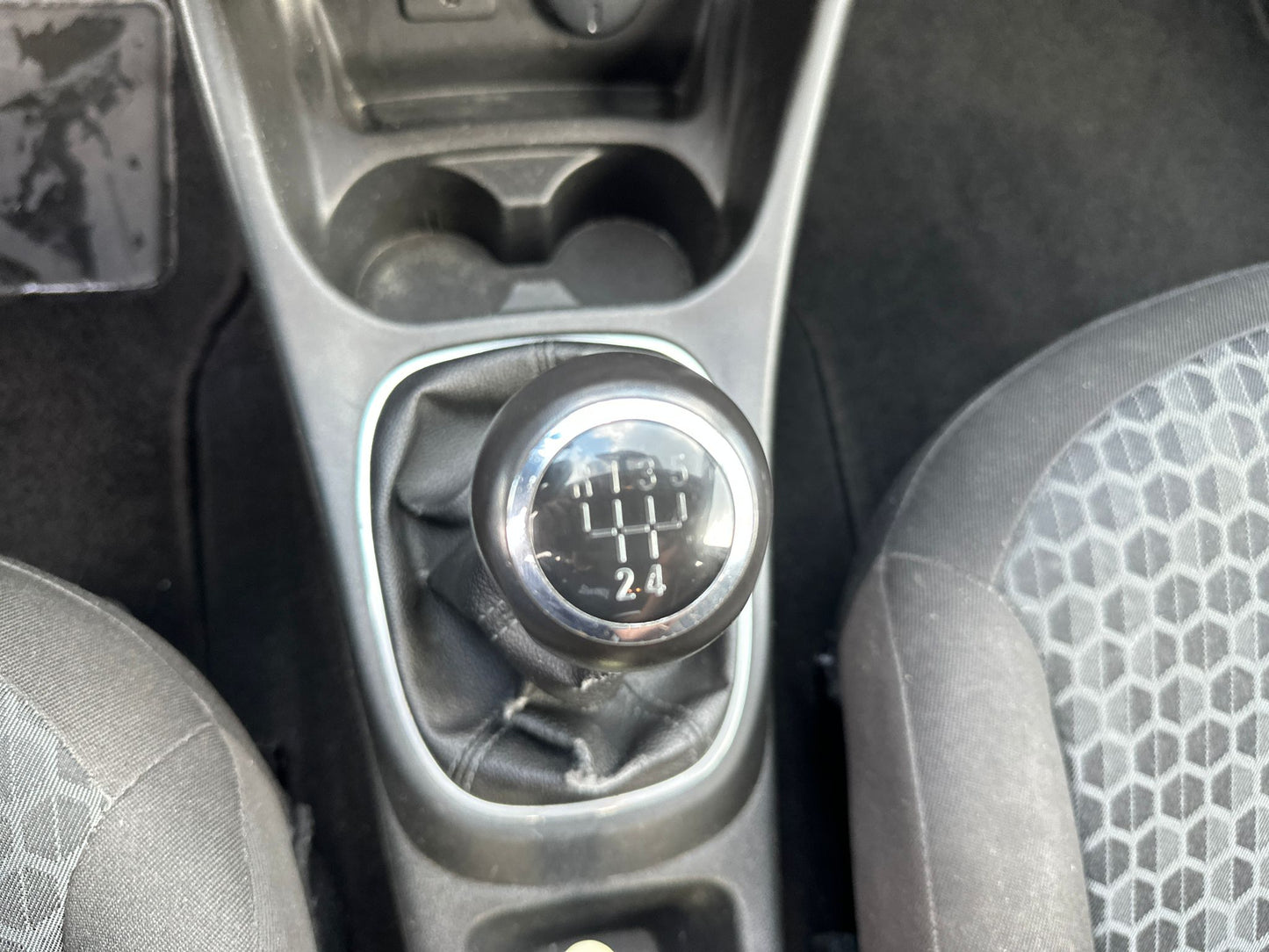 OPEL CORSA 1.4 GPL TECH 5 PORTE b-COLOR – MODERNA, EFFICIENTE E A GPL