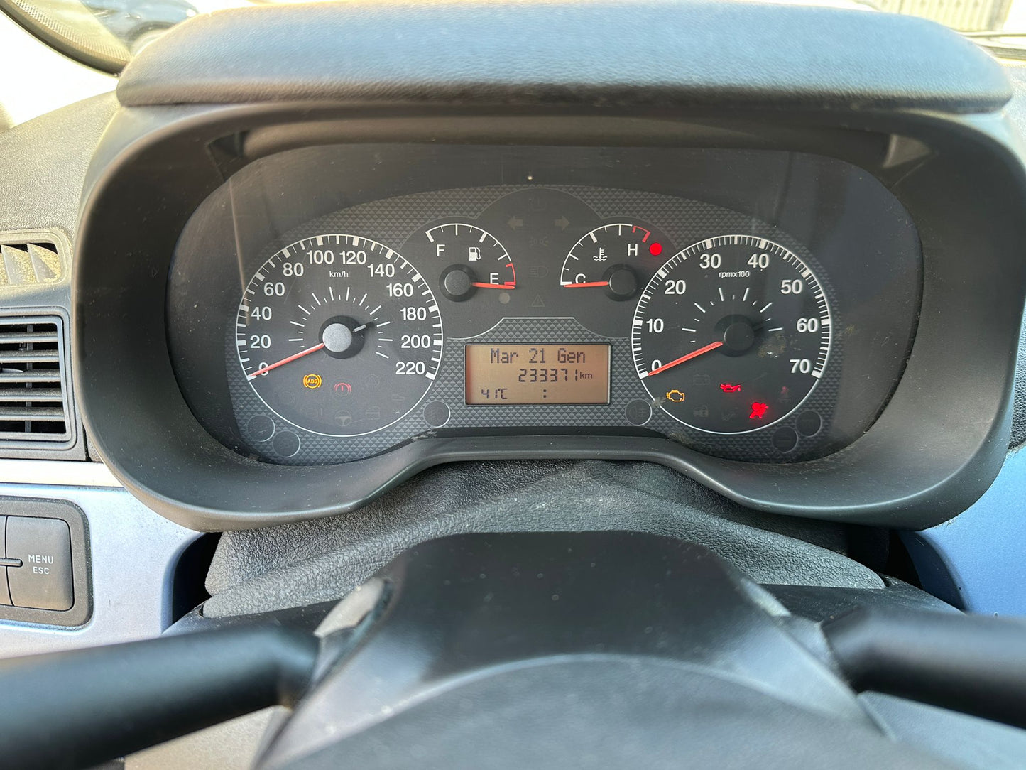 FIAT GRANDE PUNTO 1.4 16V 5 PORTE EMOTION – OCCASIONE PER CHI CERCA UN'UTILITARIA BEN ACCESSORIATA