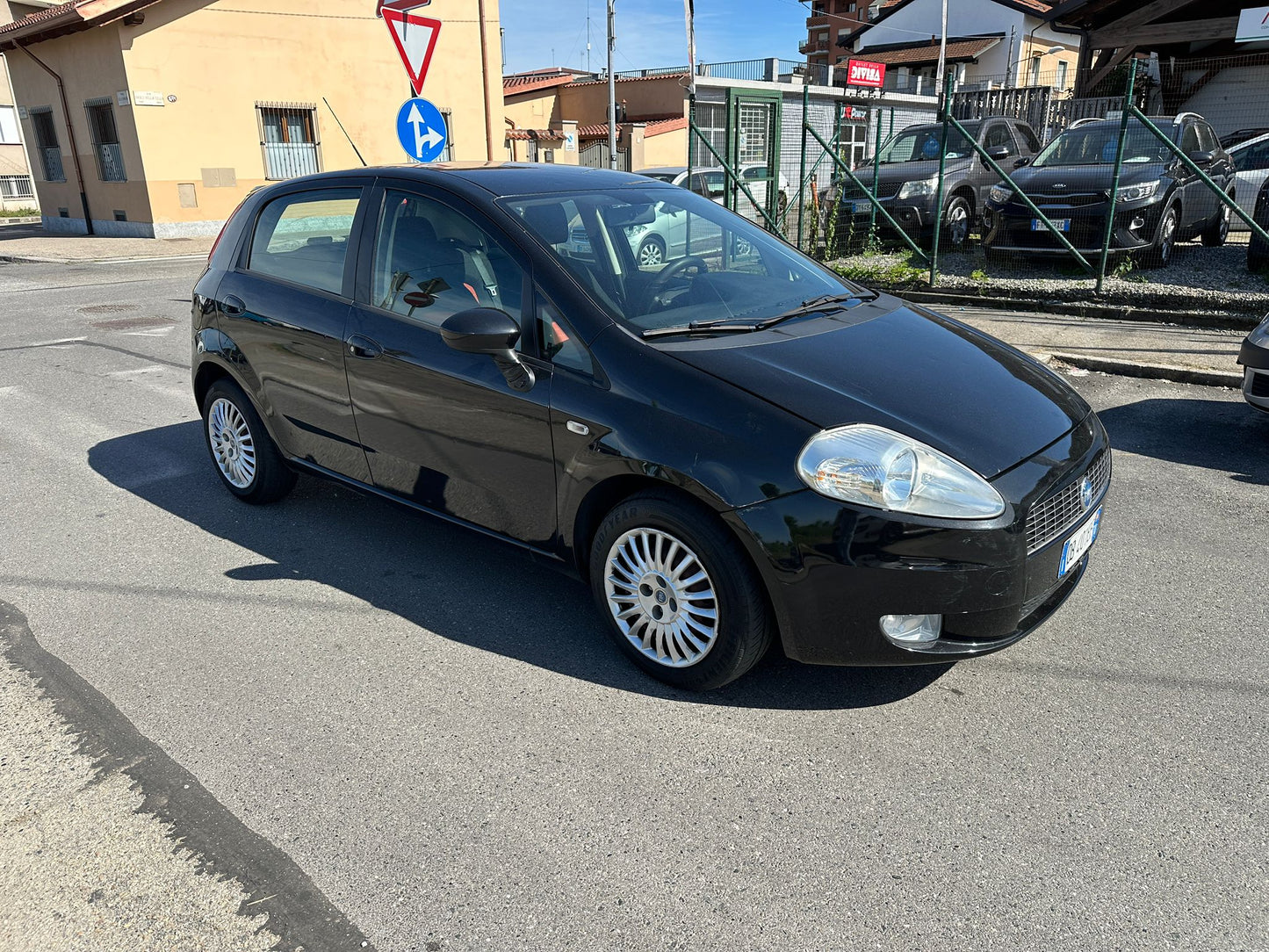 FIAT GRANDE PUNTO 1.4 5P DYNAMIC – CITYCAR SPAZIOSA, ECONOMICA E SENZA TEMPO!