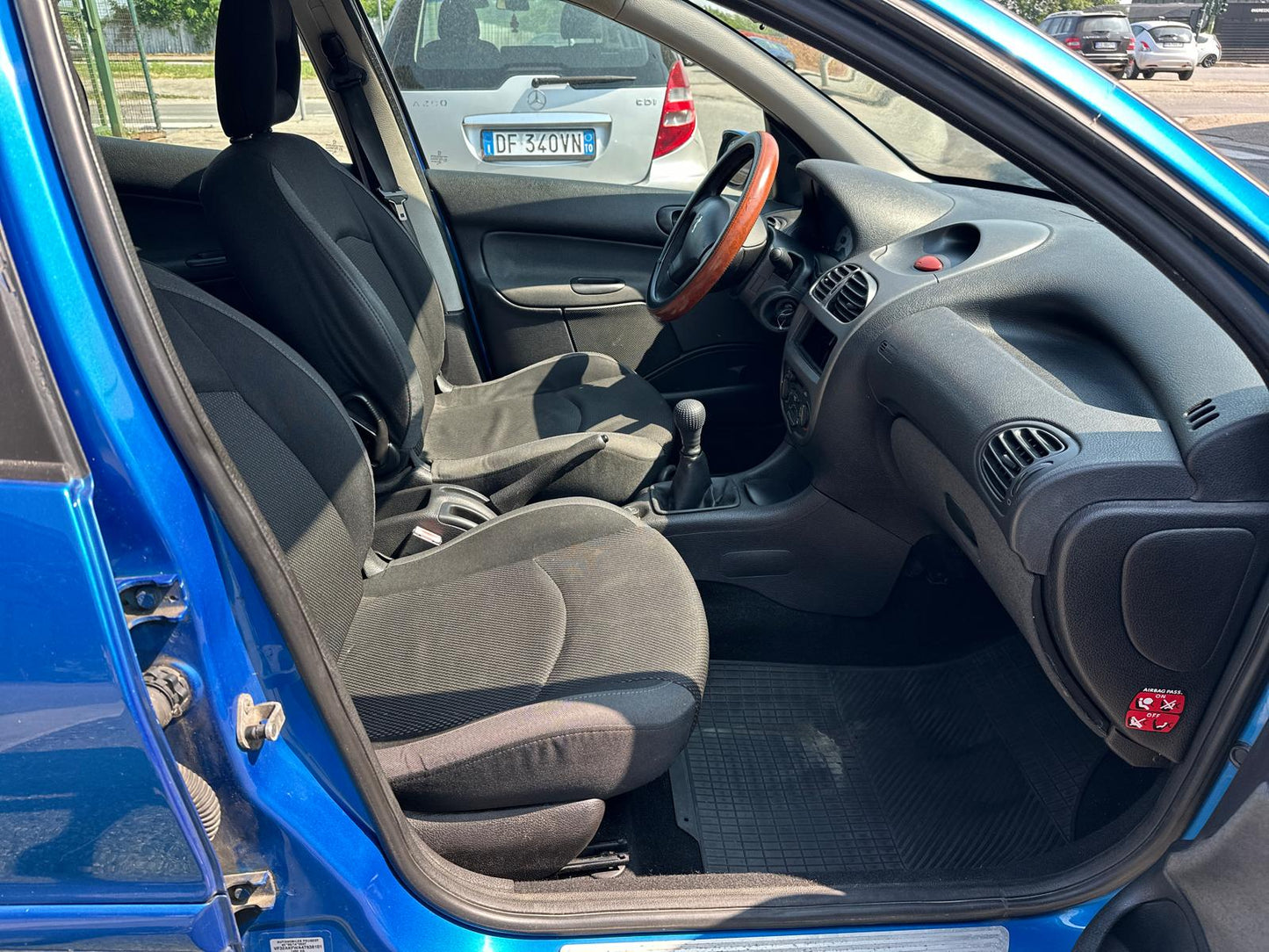 PEUGEOT 206 1.4 5P ENFANT TERRIBLE – PRATICA, SCATTANTE E DALLO STILE GIOVANE