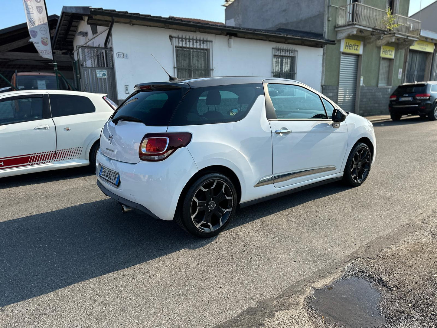 DS 3 1.2 VTi 82 JUST BLACK – COMPATTA, ELEGANTE E DALLO STILE UNICO