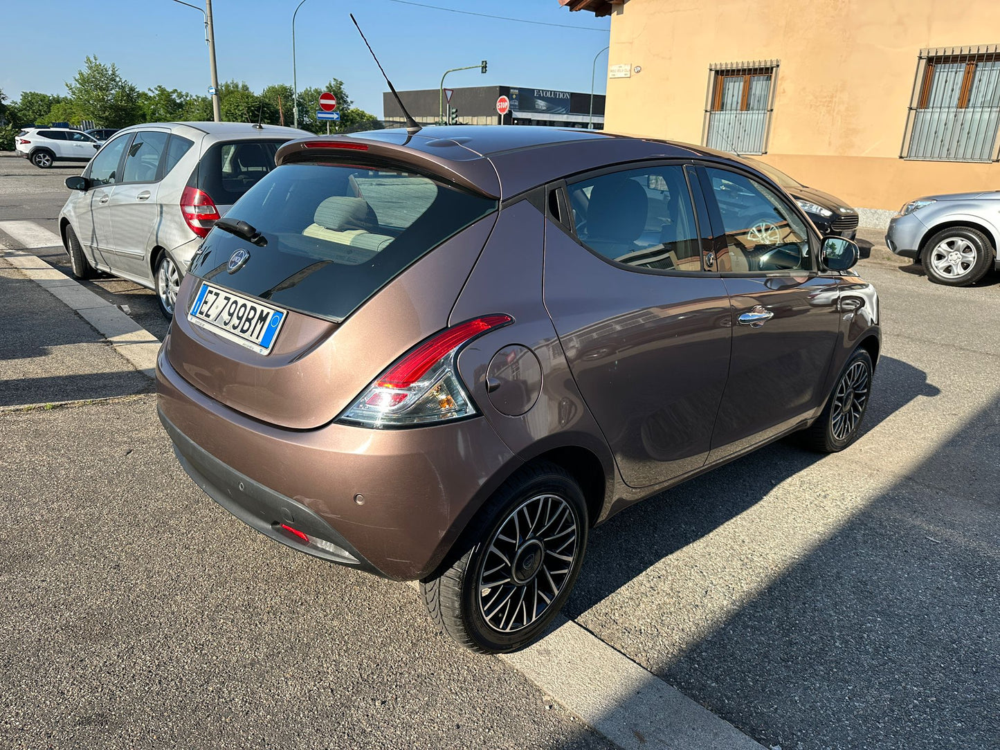 LANCIA YPSILON 1.2 ELLE – ELEGANZA E STILE ITALIANO, EURO 6 E BEN ACCESSORIATA!
