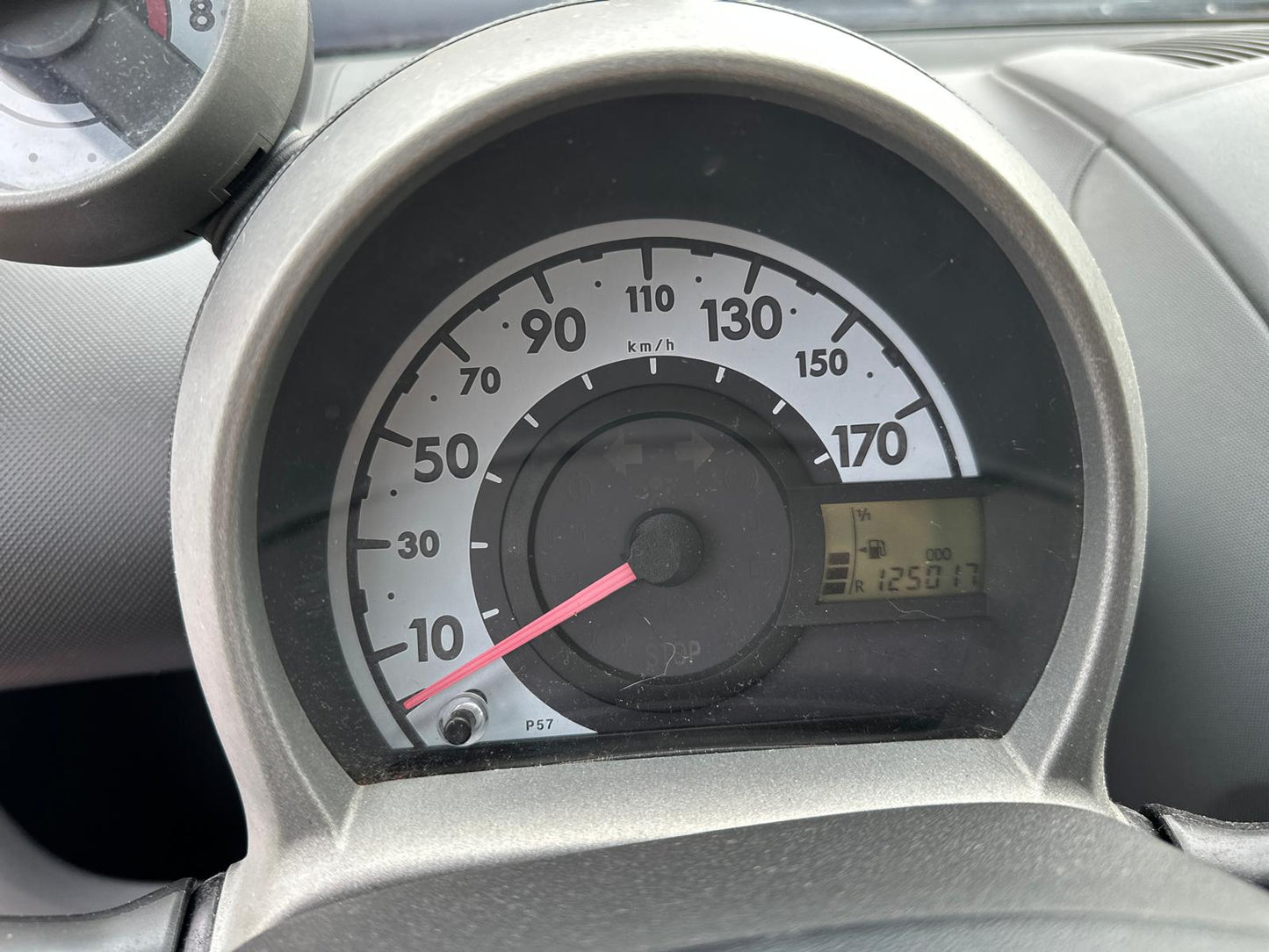 TOYOTA AYGO 1.0 VVT-i 5 PORTE SOL – COMPATTA, AGILE E CONSUMI RIDOTTI