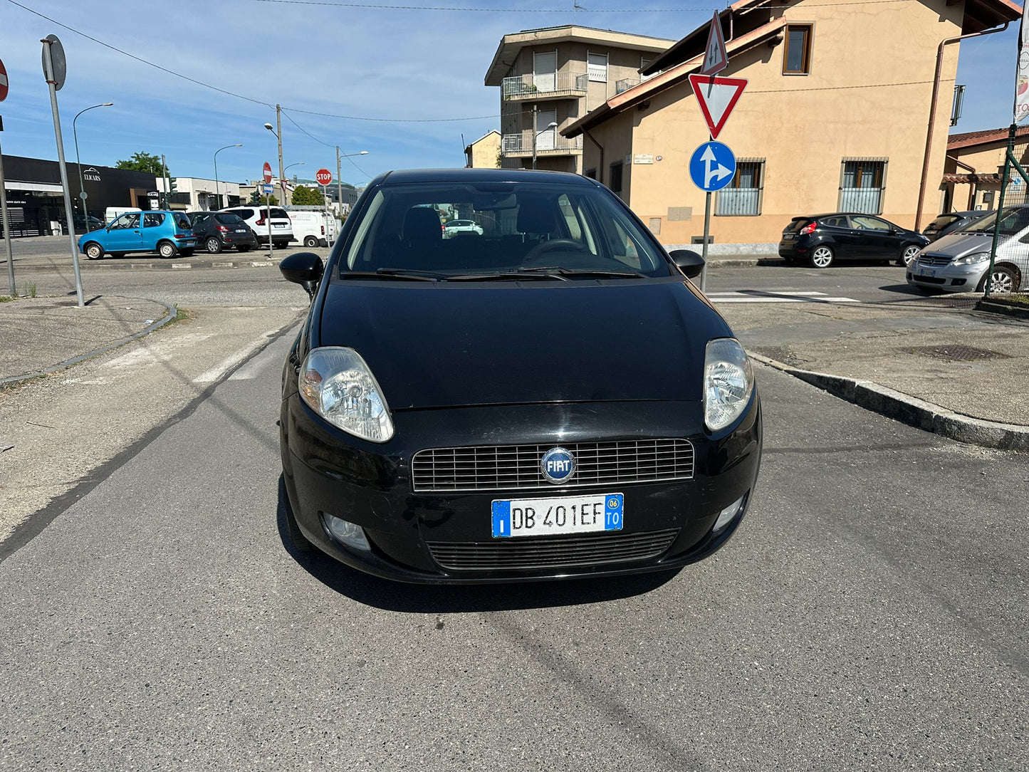 FIAT GRANDE PUNTO 1.4 5P DYNAMIC – CITYCAR SPAZIOSA, ECONOMICA E SENZA TEMPO!
