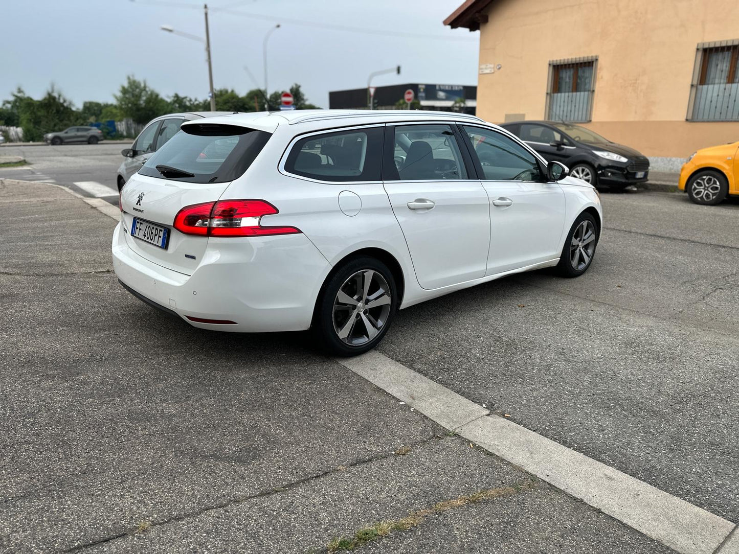 PEUGEOT 308 SW 1.6 BlueHDi 120 CV EAT6 GT LINE – SPORTIVA, SPAZIOSA E SUPER ACCESSORIATA!