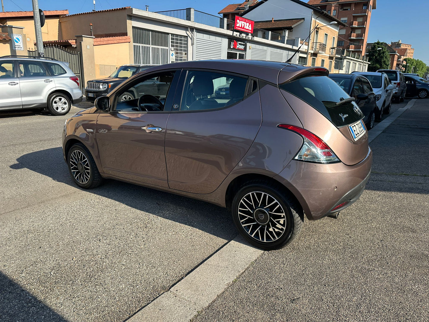 LANCIA YPSILON 1.2 ELLE – ELEGANZA E STILE ITALIANO, EURO 6 E BEN ACCESSORIATA!