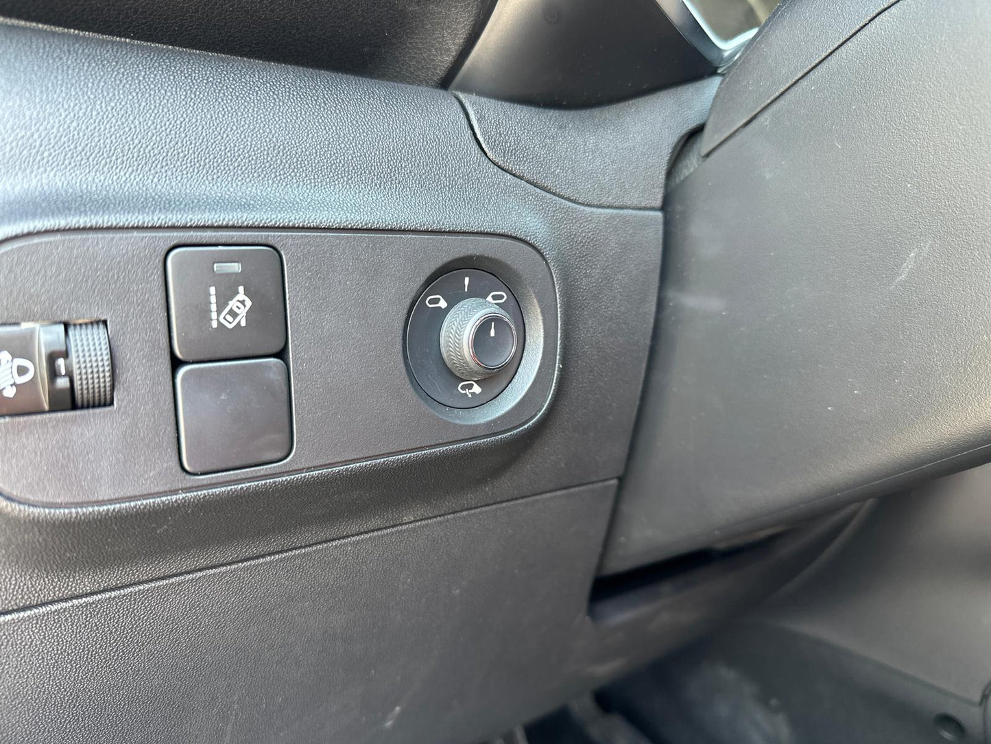 (Torino Auto-Com)CITROËN C3 PURETECH 82 UPTOWN