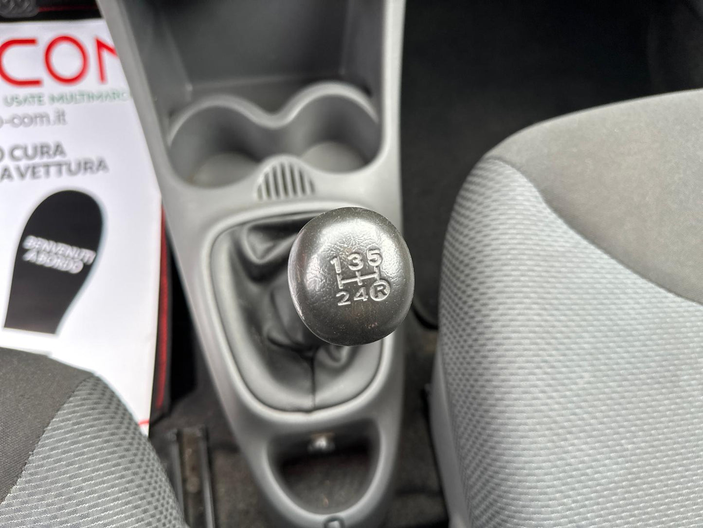 TOYOTA AYGO 1.0 VVT-i 5 PORTE SOL – COMPATTA, AGILE E CONSUMI RIDOTTI