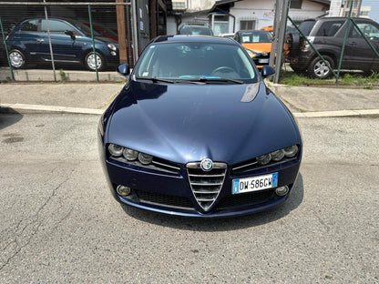 ALFA ROMEO 159 1.9 JTDm 16V Sportwagon TI – ELEGANZA SPORTIVA ALLO STATO PURO