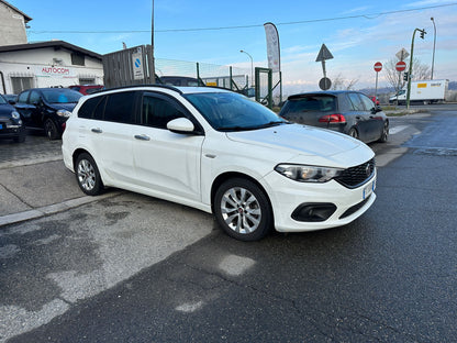 FIAT TIPO 1.4 SW LOUNGE – SPAZIOSA E AFFIDABILE! 🚗