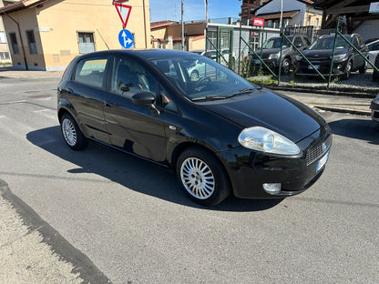 FIAT GRANDE PUNTO 1.4 5P DYNAMIC – CITYCAR SPAZIOSA, ECONOMICA E SENZA TEMPO!