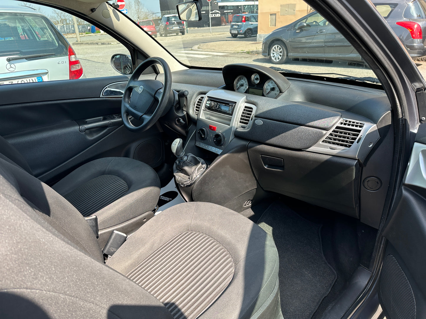 LANCIA Ypsilon 1.2 Versus – 2009 –