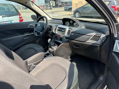 LANCIA Ypsilon 1.2 Versus – 2009 –