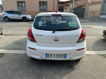 HYUNDAI i20 1.2 5P Sound Edition GPL – 2012