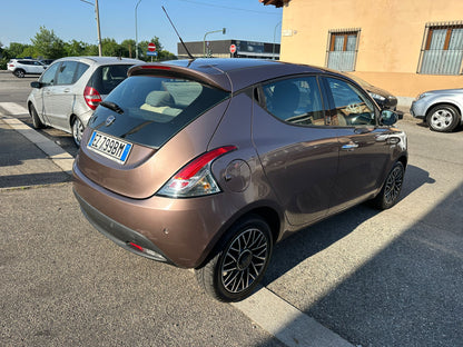 LANCIA YPSILON 1.2 ELLE – ELEGANZA E STILE ITALIANO, EURO 6 E BEN ACCESSORIATA!