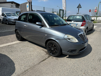 LANCIA Ypsilon 1.2 Versus – 2009 –