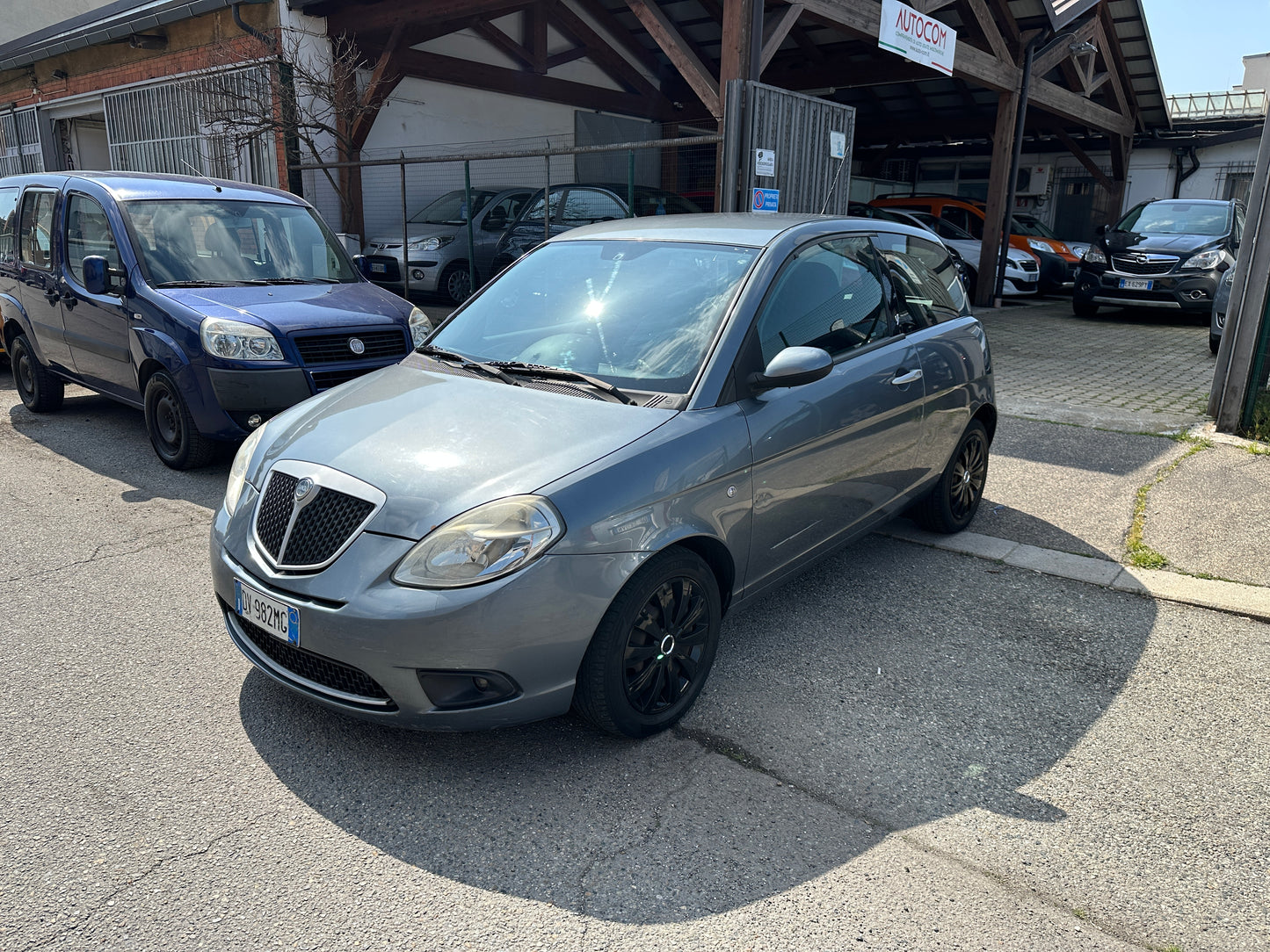 LANCIA Ypsilon 1.2 Versus – 2009 –