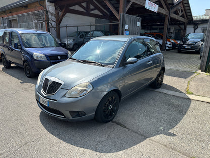 LANCIA Ypsilon 1.2 Versus – 2009 –