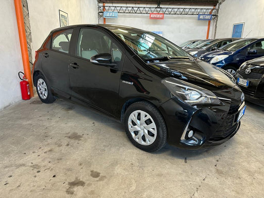 Toyota Yaris 1.5 Hybrid 5 porte Cool