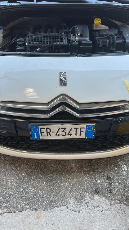 DS 3 1.2 VTi 82 JUST BLACK – COMPATTA, ELEGANTE E DALLO STILE UNICO