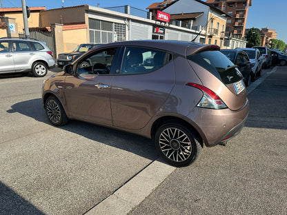 LANCIA YPSILON 1.2 ELLE – ELEGANZA E STILE ITALIANO, EURO 6 E BEN ACCESSORIATA!
