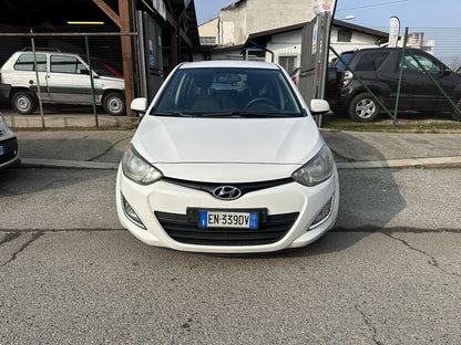 HYUNDAI i20 1.2 5P Sound Edition GPL – 2012