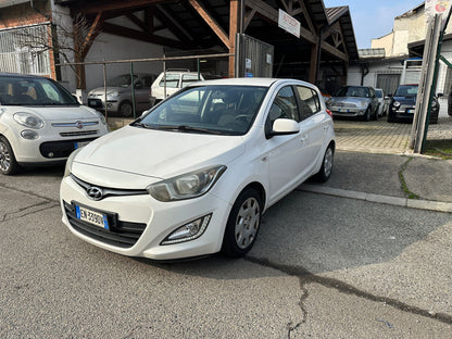HYUNDAI i20 1.2 5P Sound Edition GPL – 2012
