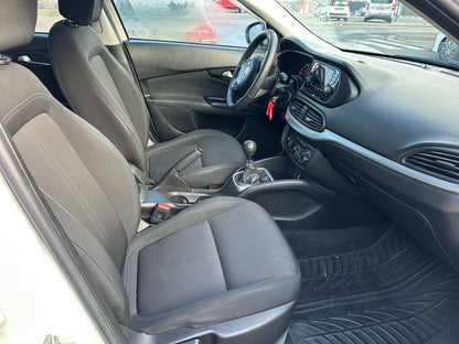 FIAT TIPO 1.4 SW LOUNGE – SPAZIOSA E AFFIDABILE! 🚗