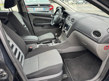 FORD FOCUS 1.6 TDCi 5P Titanium DPF – 2010 🚗