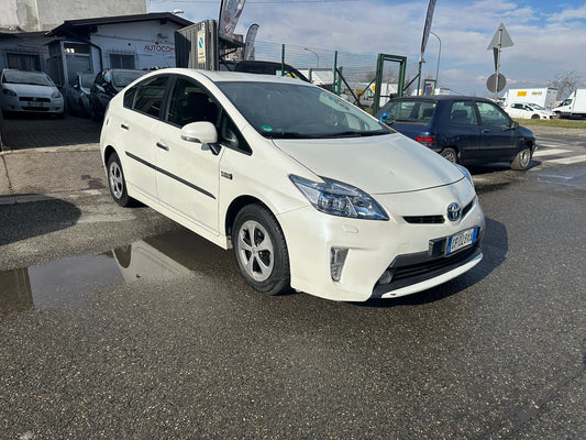 TOYOTA PRIUS 1.8 EXECUTIVE HYBRID – AFFIDABILITÀ E BASSI CONSUMI